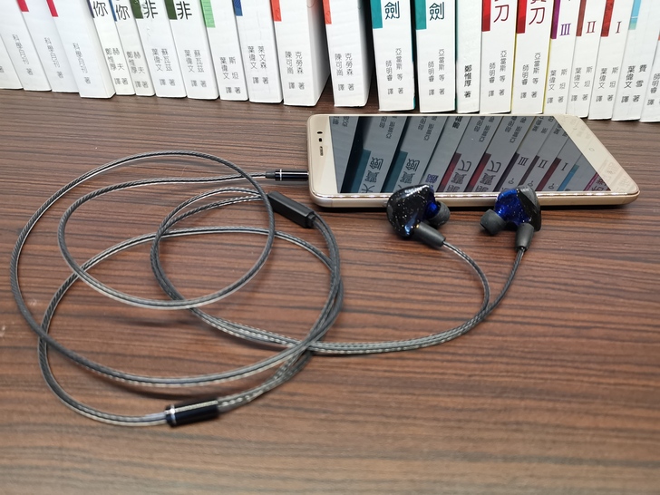 BGVP DN1S：極具CP值的可換線高解析圈鐵耳機