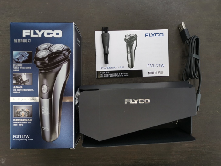 FLYCO三刀頭智慧電動刮鬍刀FS312：高CP值、使用簡單、功能務實
